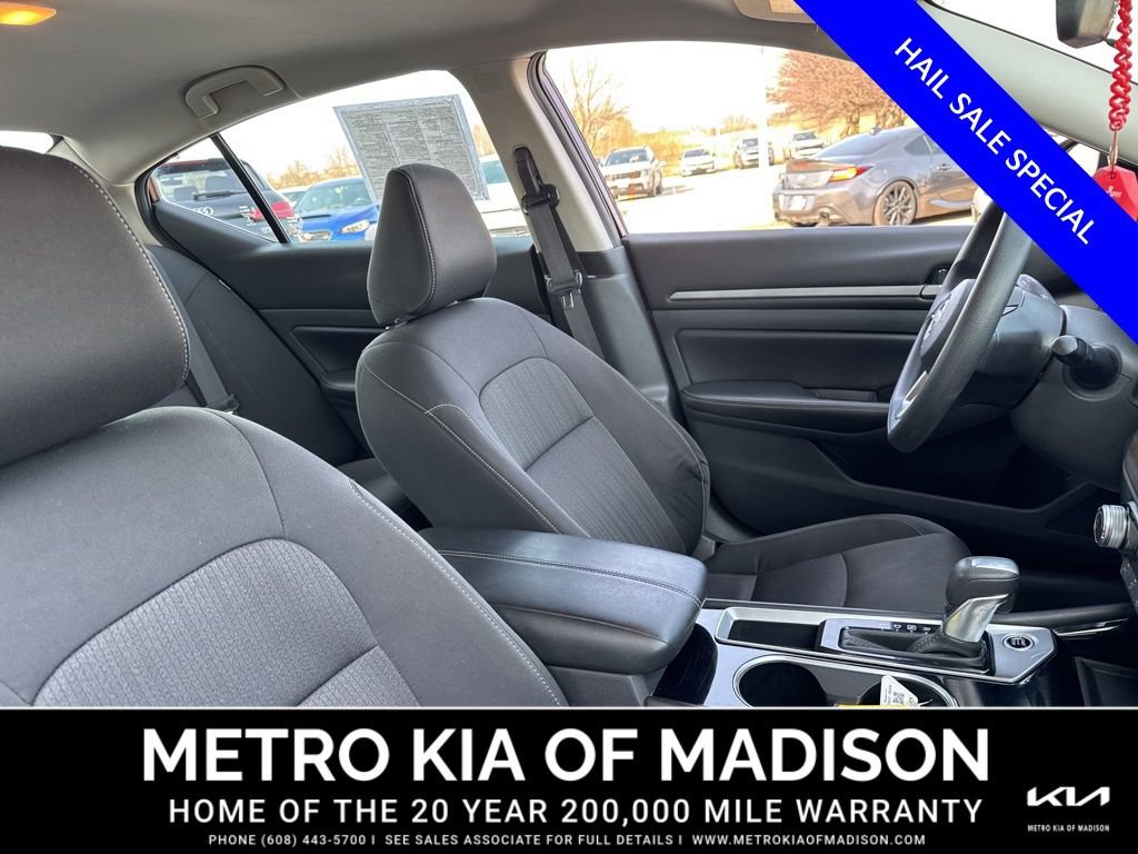 Used 2023 Nissan Altima 2.5 SV FWD image 30