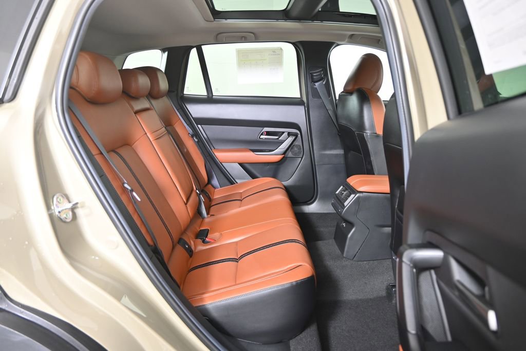 Used 2025 MAZDA CX-50 Meridian Edition w/ Apex Package image 16