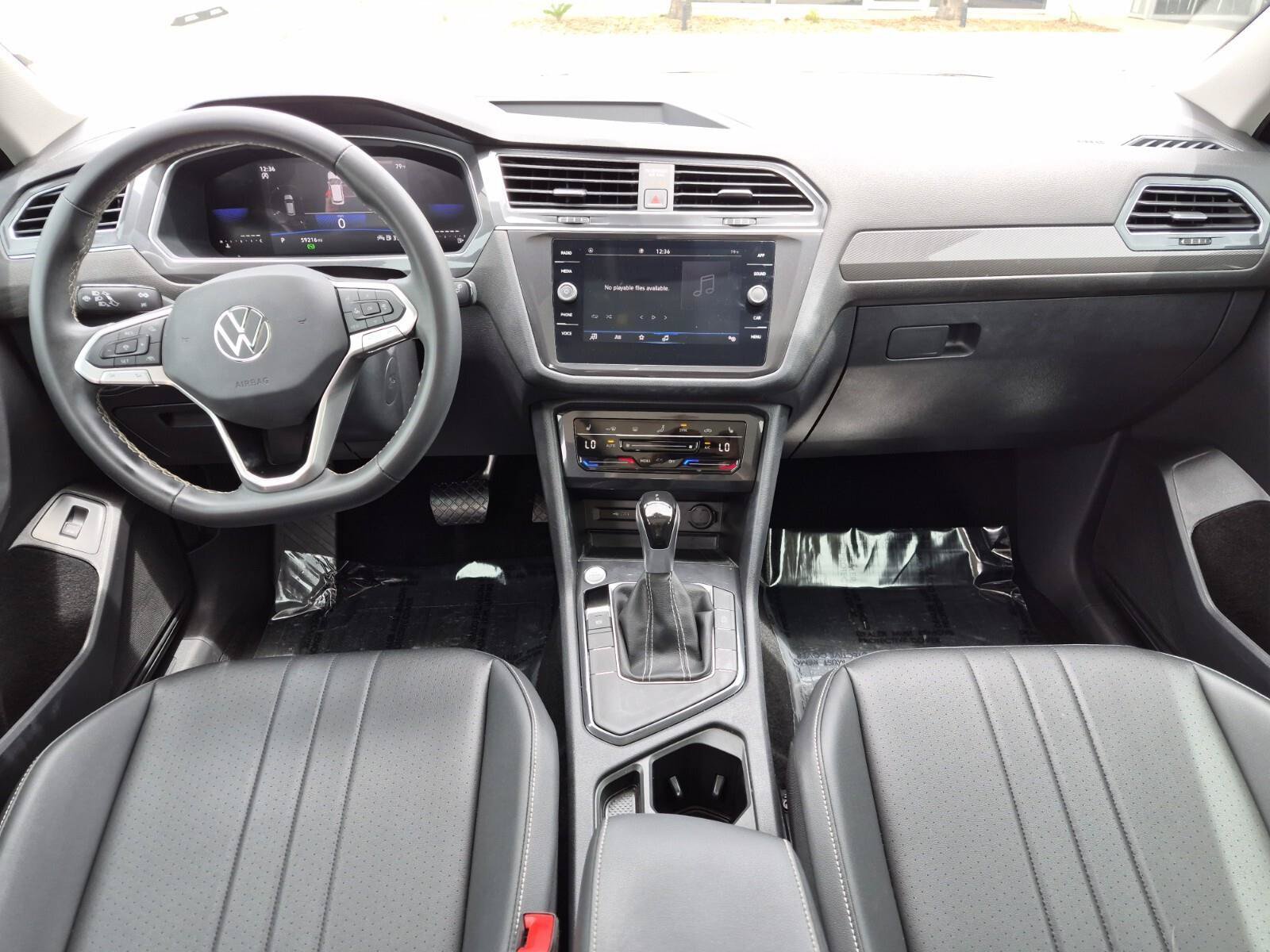 Used 2023 Volkswagen Tiguan SE FWD image 19