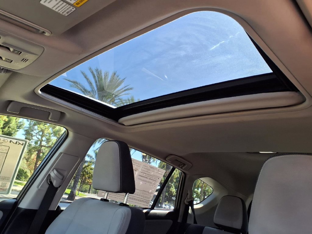 Used 2015 Toyota RAV4 XLE FWD image 18