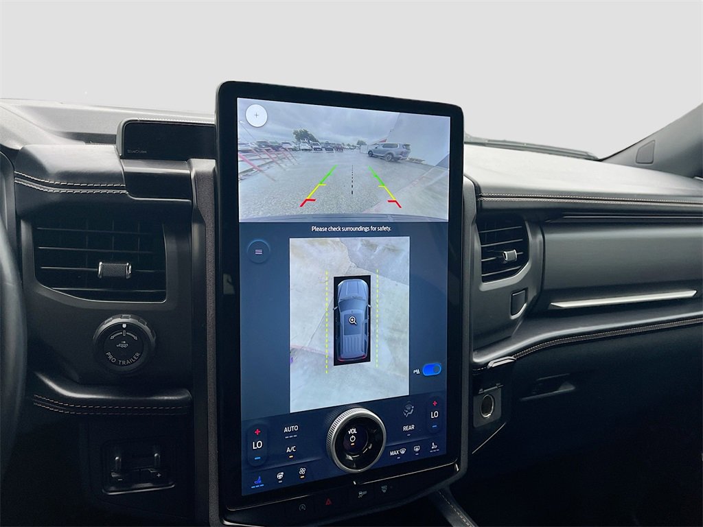 Used 2023 Ford Expedition Max Platinum image 14