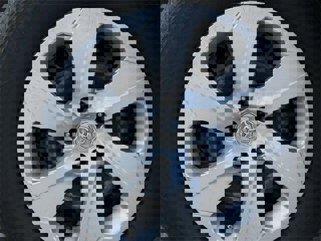 Used 2019 Toyota RAV4 LE w/ Carpet Mat Package image 10