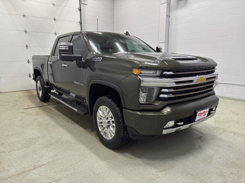 Used 2022 Chevrolet Silverado 3500 High Country w/ Z71 Off-Road Package AWD/4WD image 2