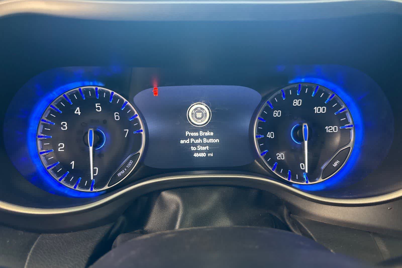 Used 2022 Chrysler Pacifica Touring-L FWD image 27