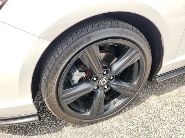 Used 2025 Honda Accord Sport image 10