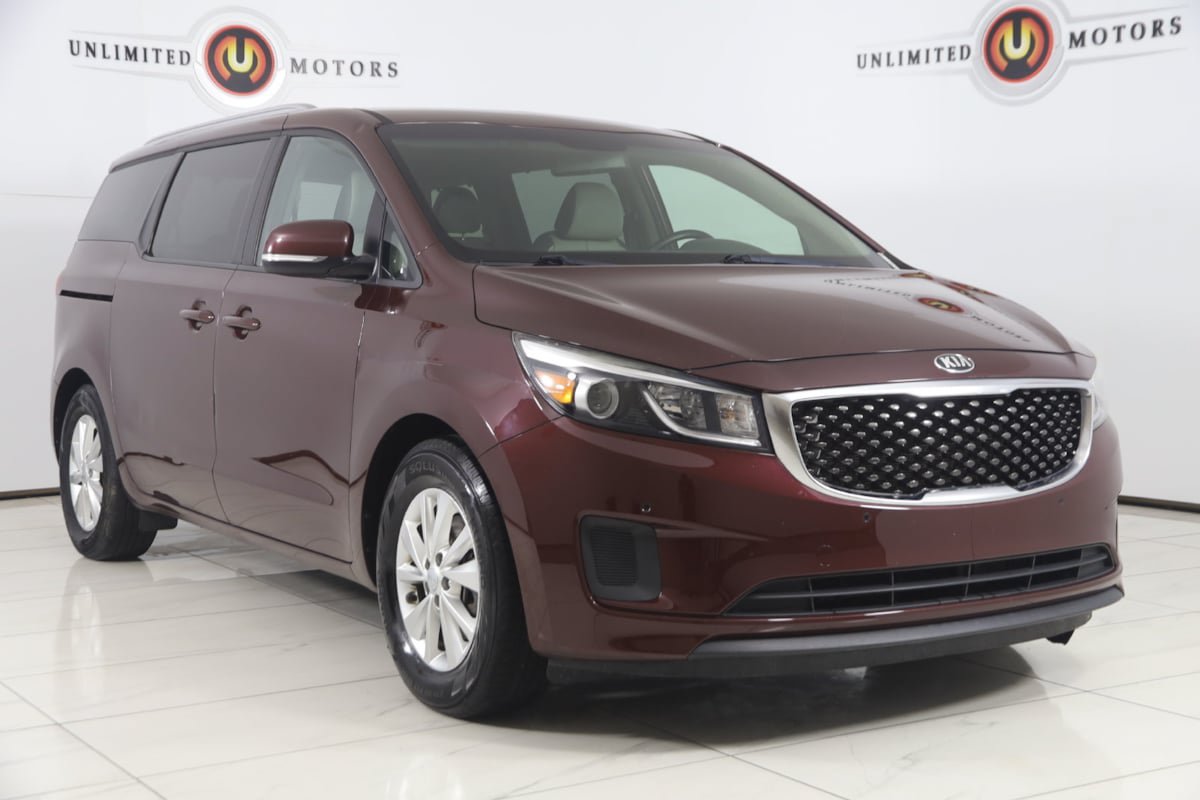 Used 2017 Kia Sedona LX w/ LX Essentials Premium Package FWD image 19