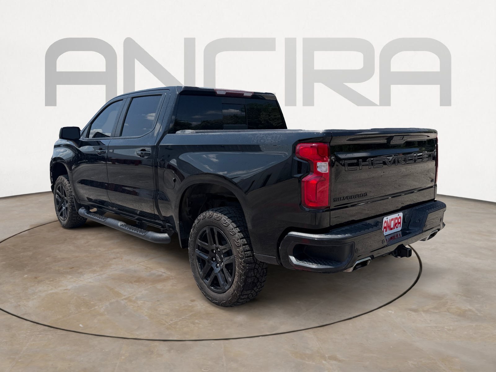 Used 2021 Chevrolet Silverado 1500 LT Trail Boss w/ Convenience Package II AWD/4WD image 7