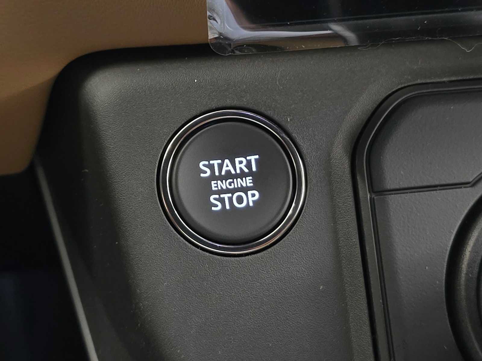 New 2026 Land Rover Defender 110 X AWD/4WD image 32