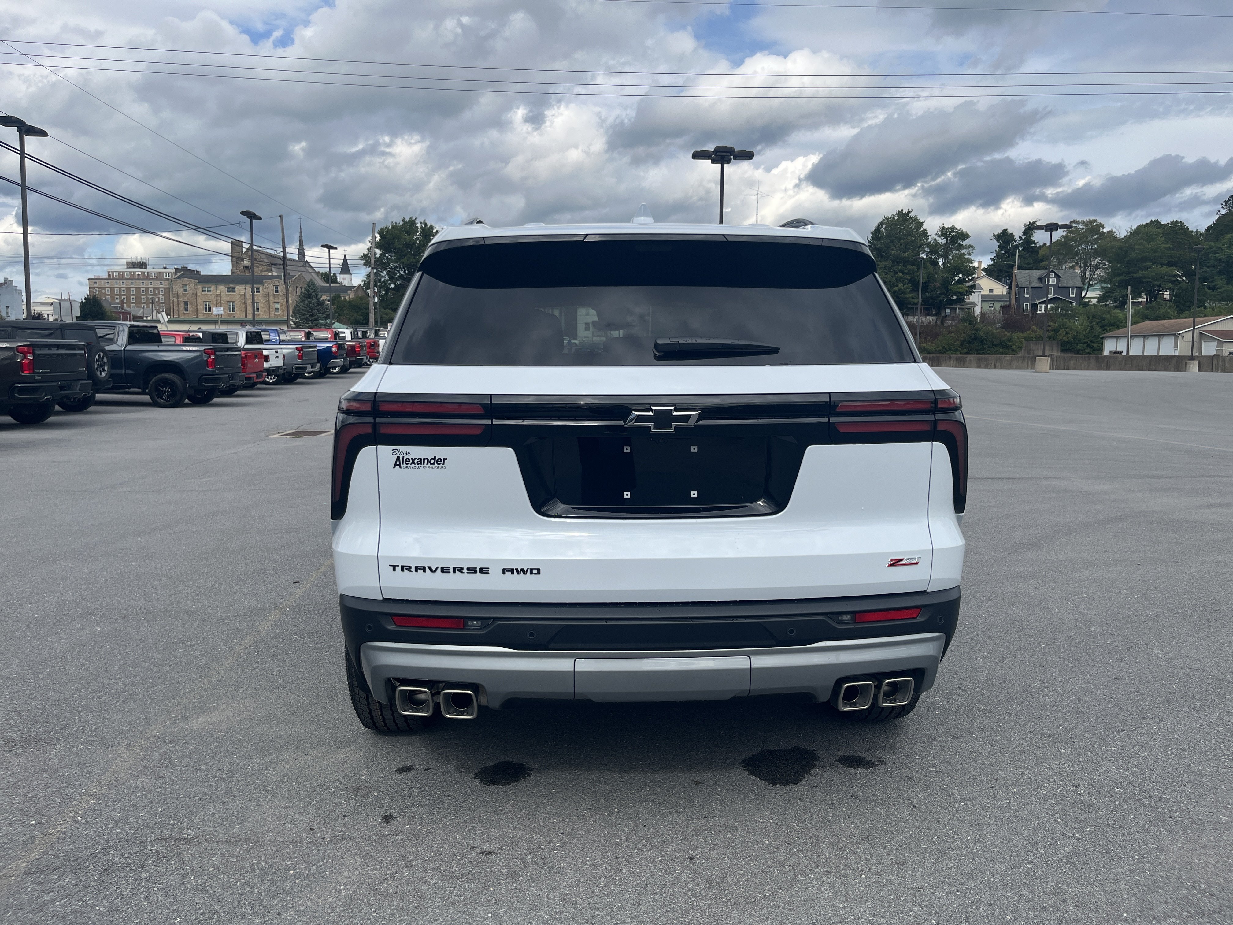 New 2027 Chevrolet Traverse Z71 w/ Driver Confidence Package AWD/4WD image 14