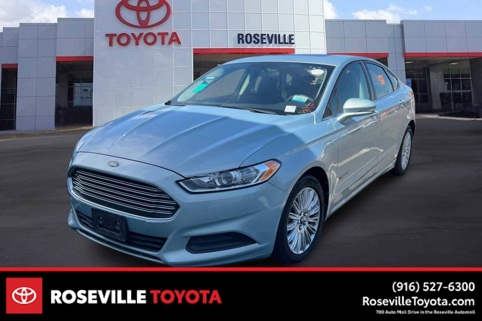 Used 2013 Ford Fusion SE FWD image 1
