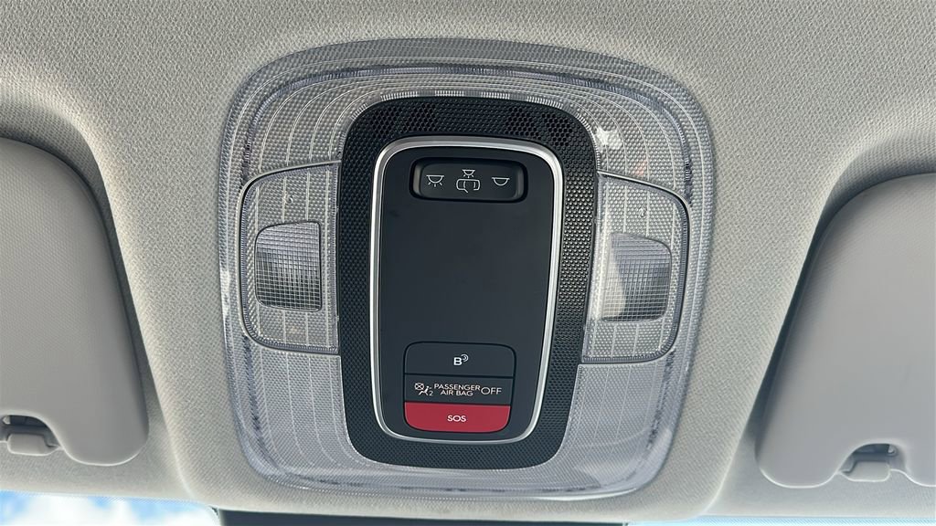 Certified 2025 Hyundai Kona SEL image 30