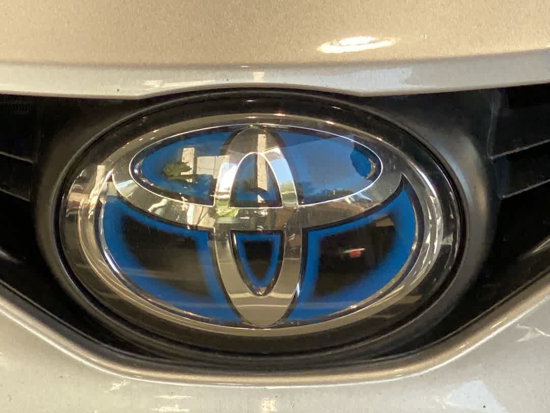 Used 2024 Toyota Camry XLE FWD image 10