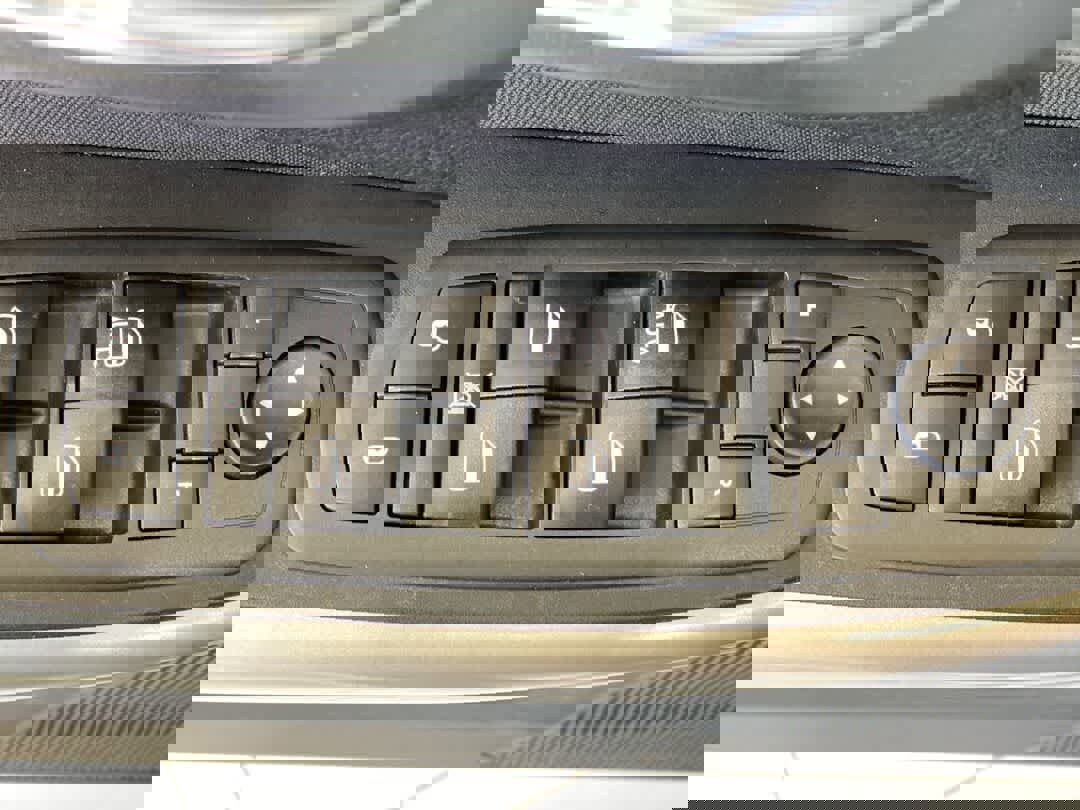 Used 2017 Jeep Cherokee Sport w/ Trailer Tow Group image 16