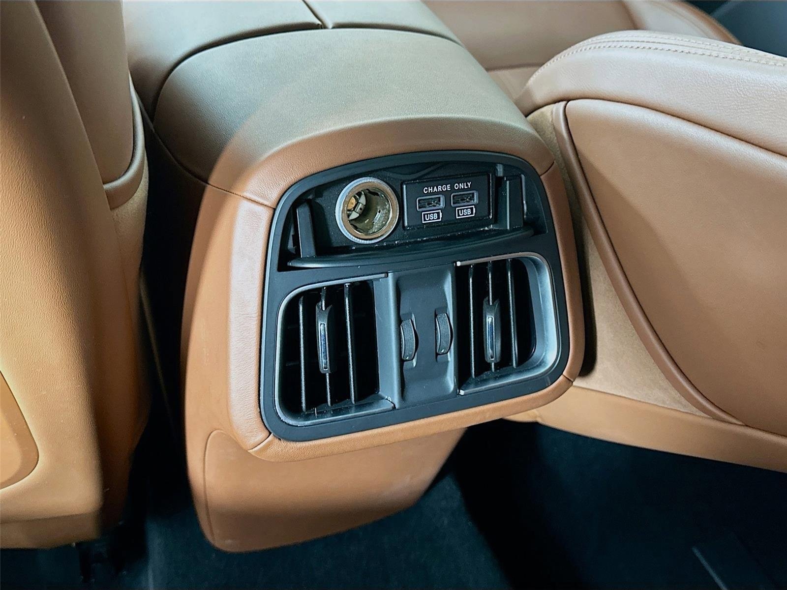 Used 2022 Maserati Levante GT image 34