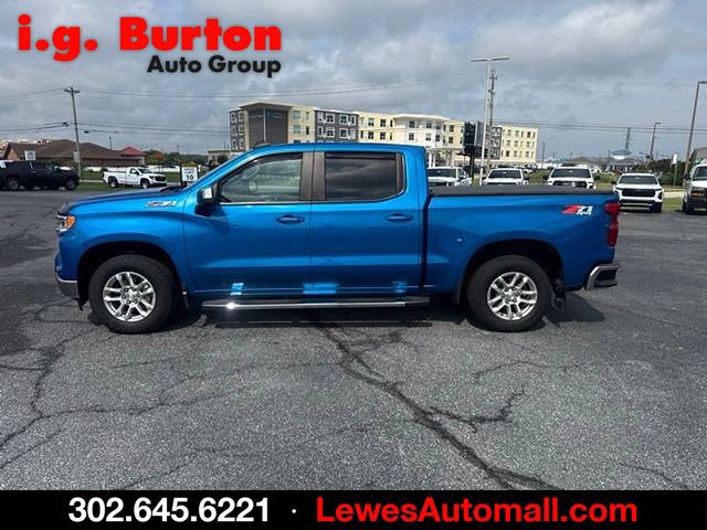 Used 2022 Chevrolet Silverado 1500 LT AWD/4WD image 6