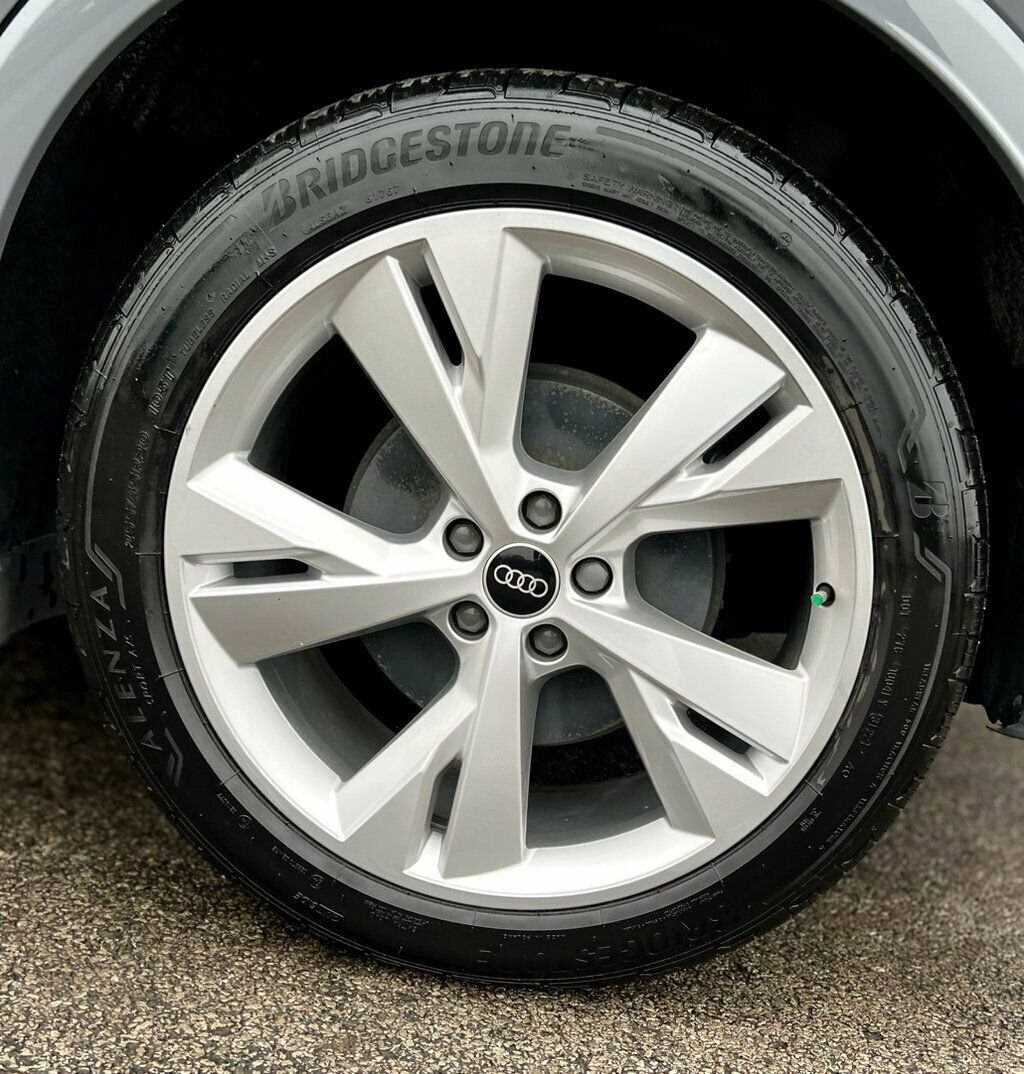 Used 2023 Audi Q4 e-tron Premium Plus w/ Premium Plus image 32