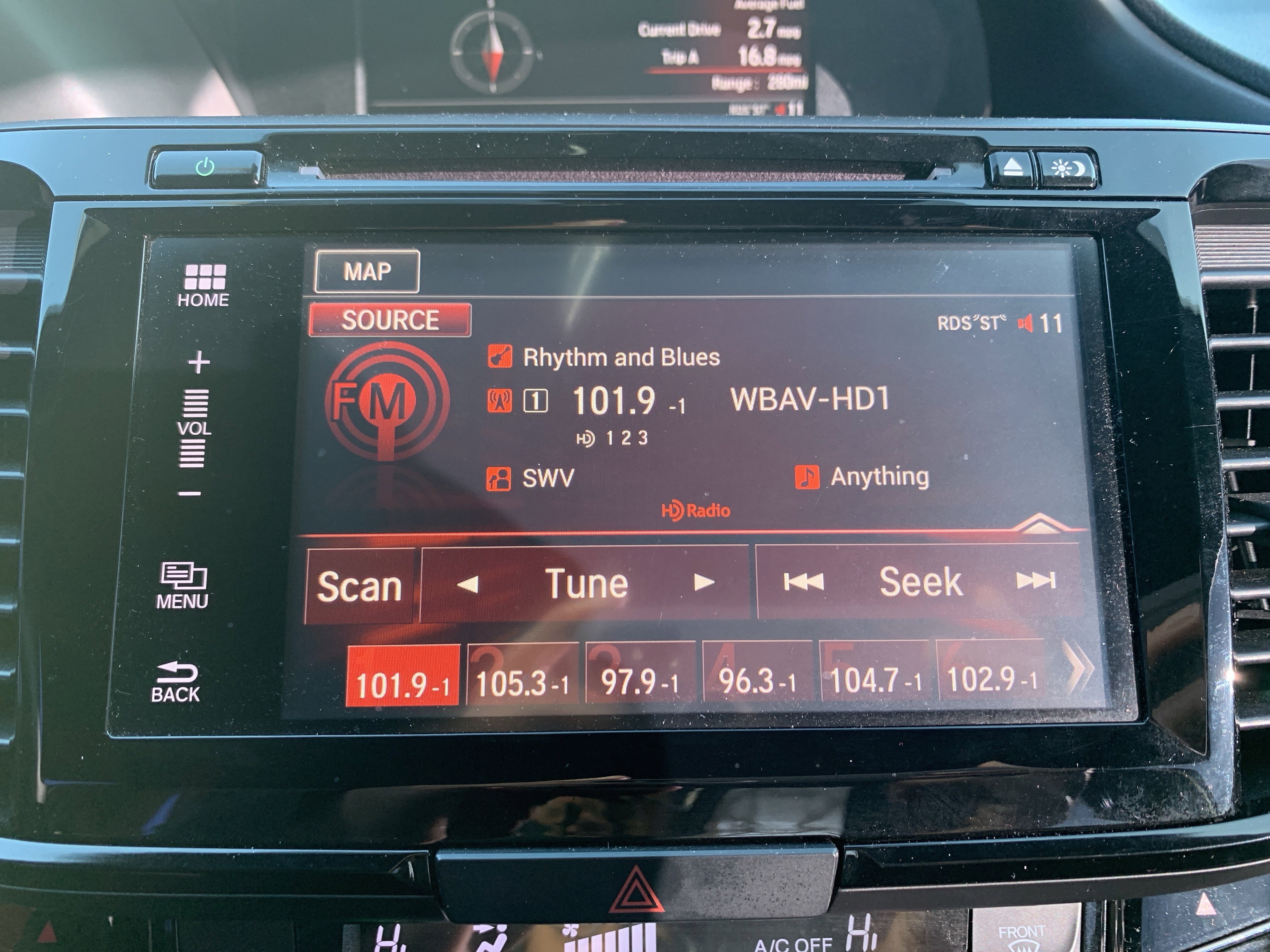 Used 2016 Honda Accord Touring image 23