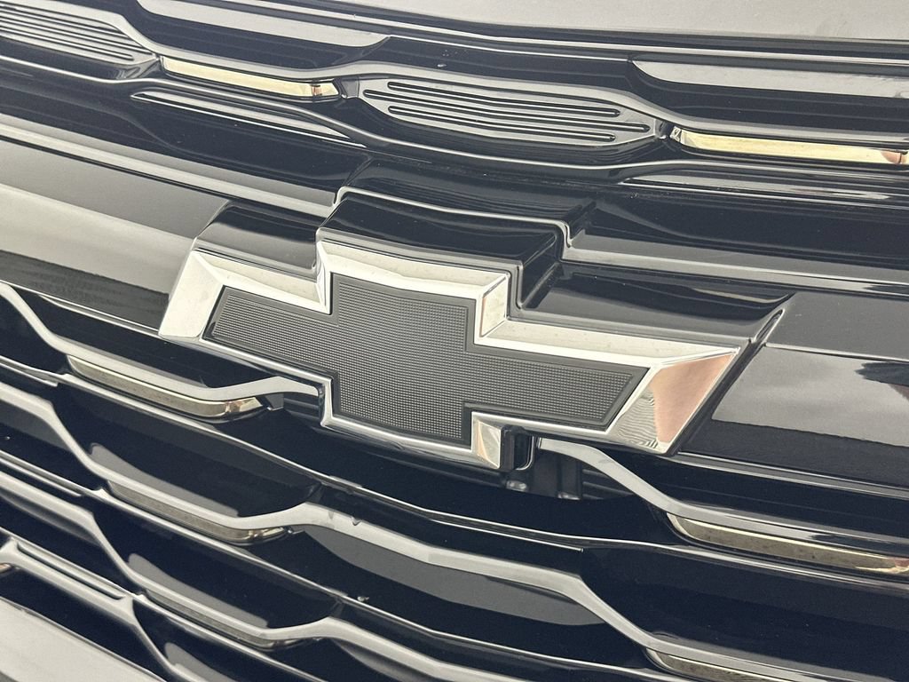 New 2026 Chevrolet Trax ACTIV w/ Sunroof Package FWD image 31