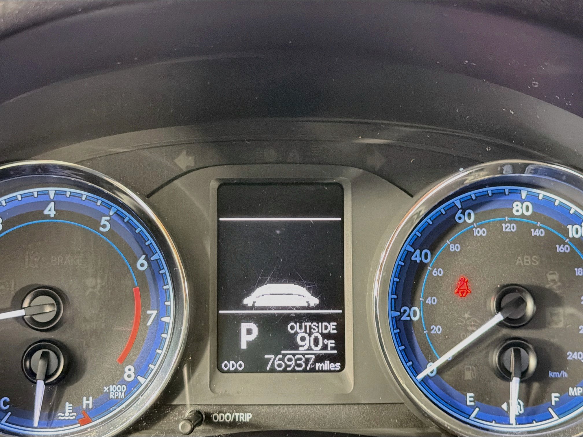 Used 2018 Toyota Corolla LE FWD image 18