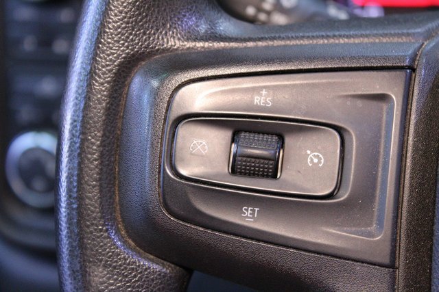 Used 2020 Chevrolet Silverado 1500 Custom image 21