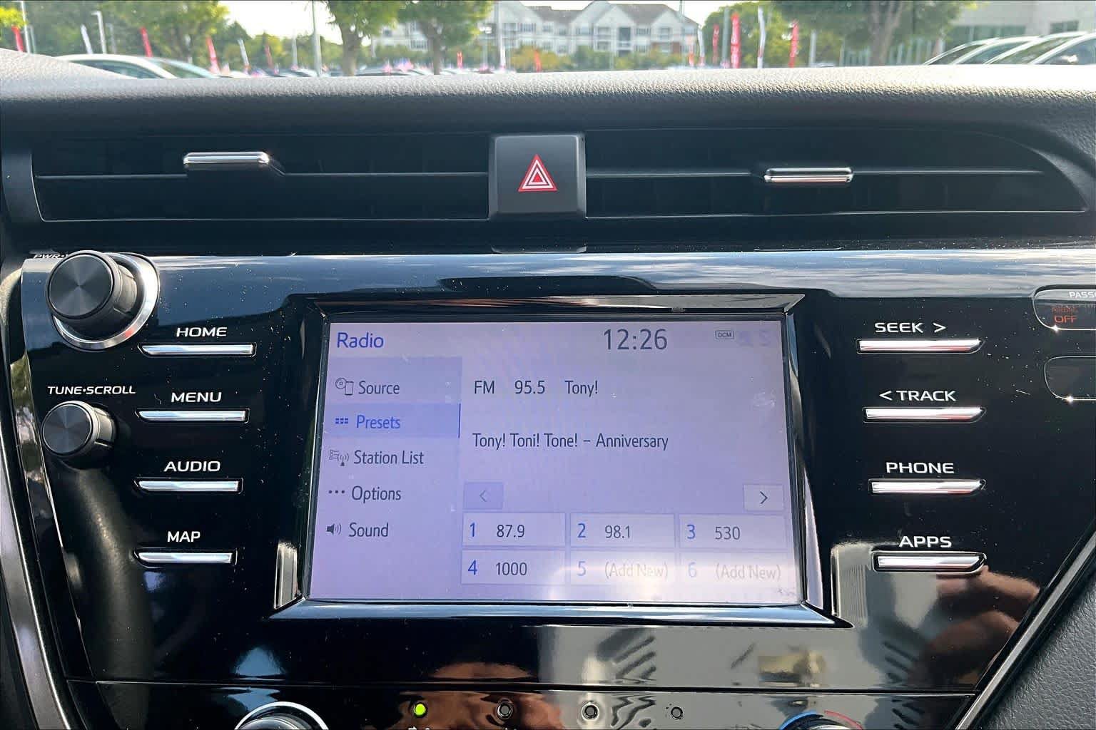 Used 2019 Toyota Camry LE FWD image 33