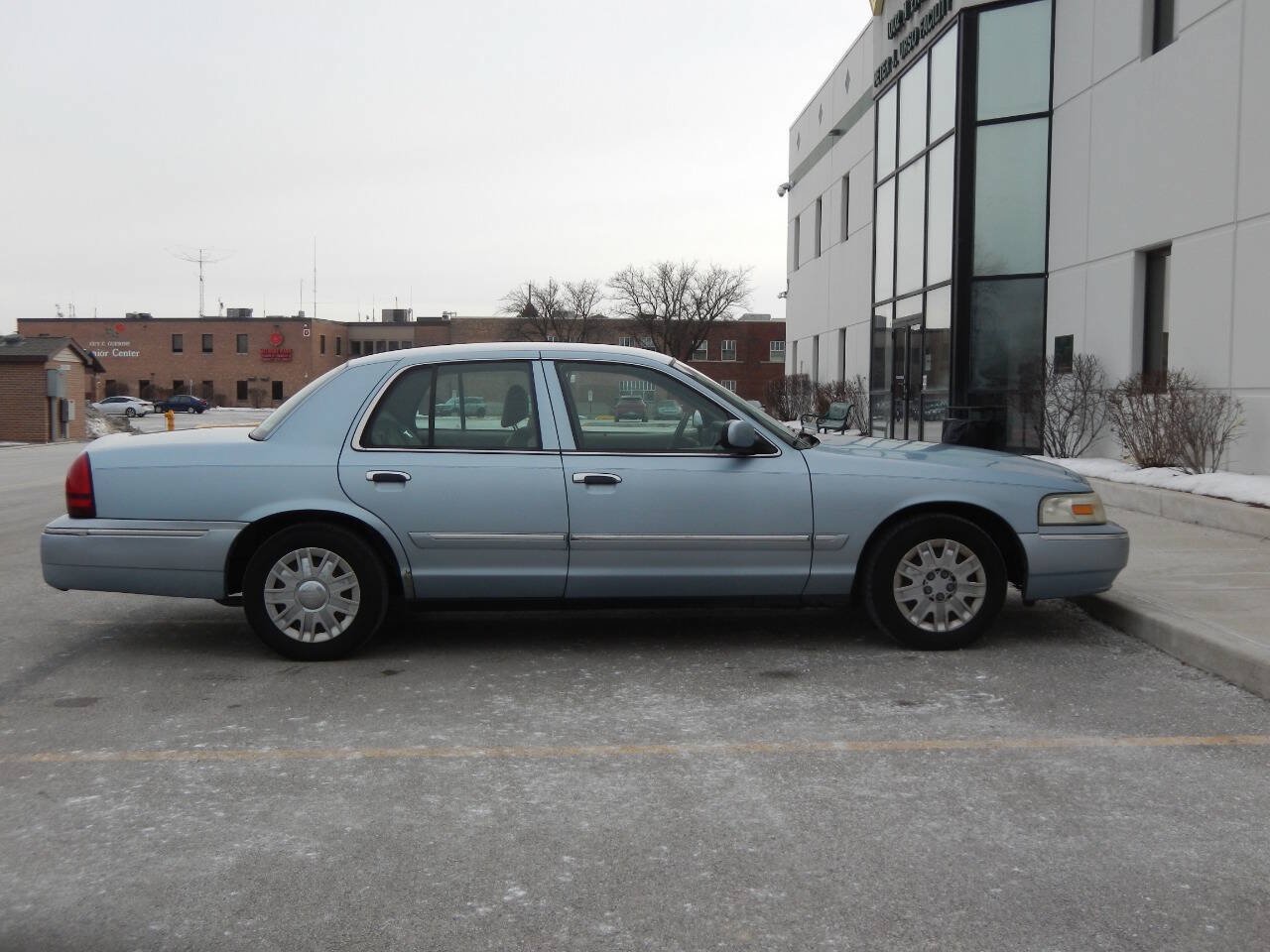 Used 2006 Mercury Grand Marquis GS RWD image 17