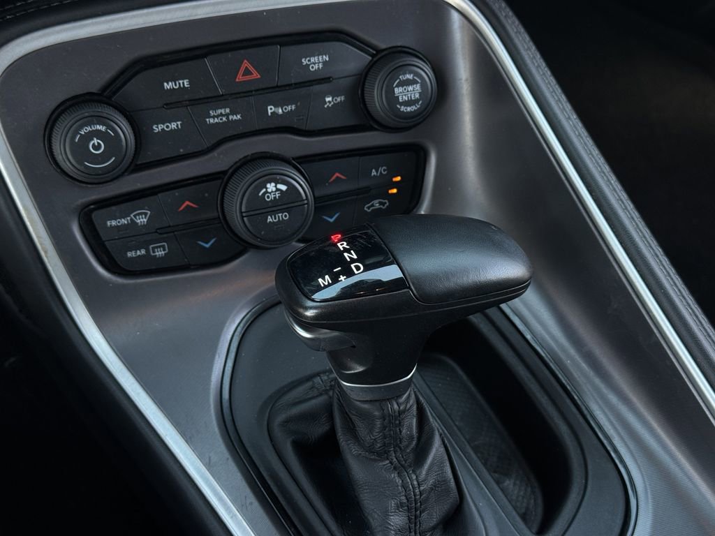 Used 2020 Dodge Challenger R/T w/ Performance Handling Group RWD image 19