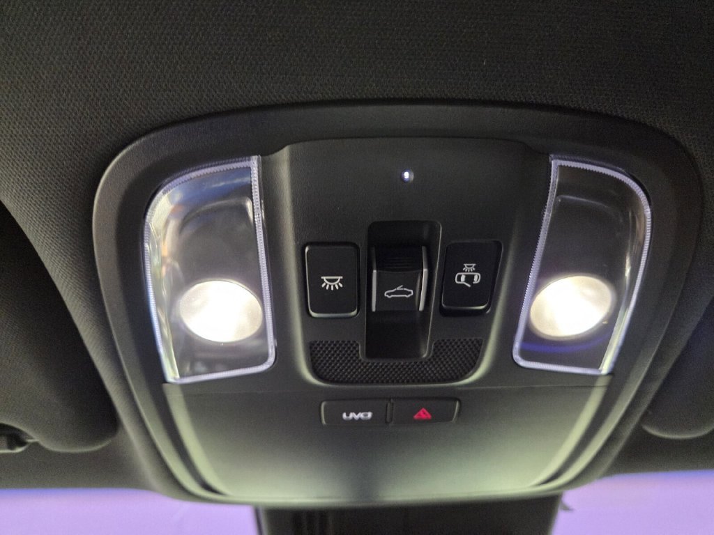 Used 2022 Kia Stinger GT2 w/ Scorpion Package RWD image 19