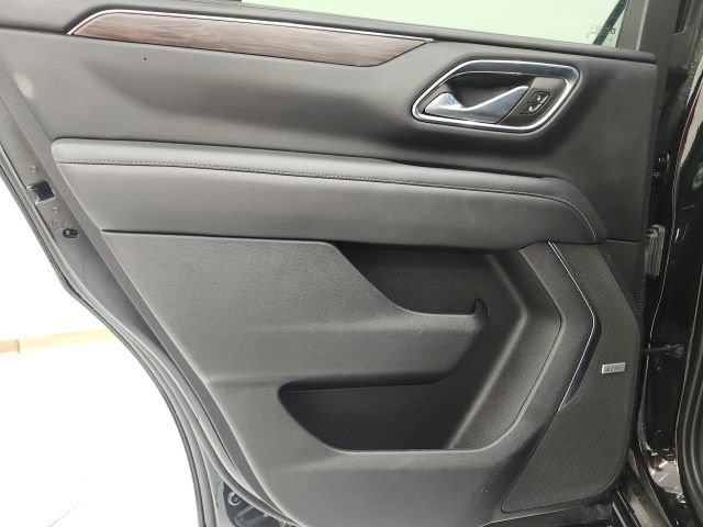 Used 2023 Chevrolet Tahoe LT RWD image 9