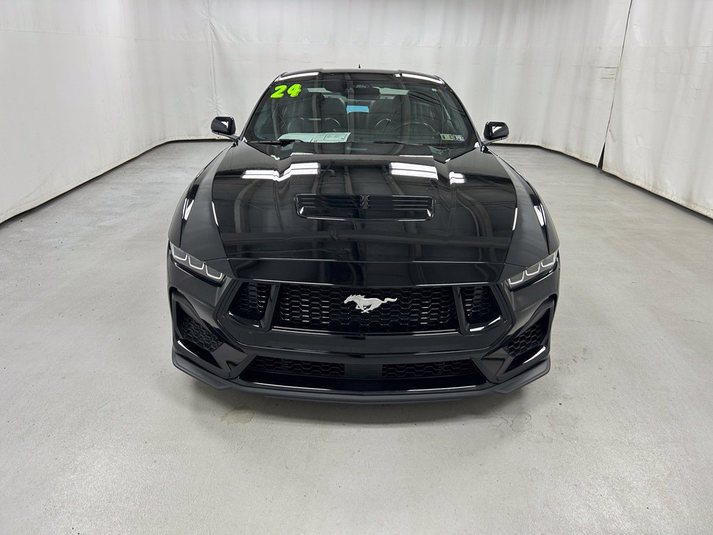 Used 2024 Ford Mustang GT Premium w/ GT Performance Package RWD image 3
