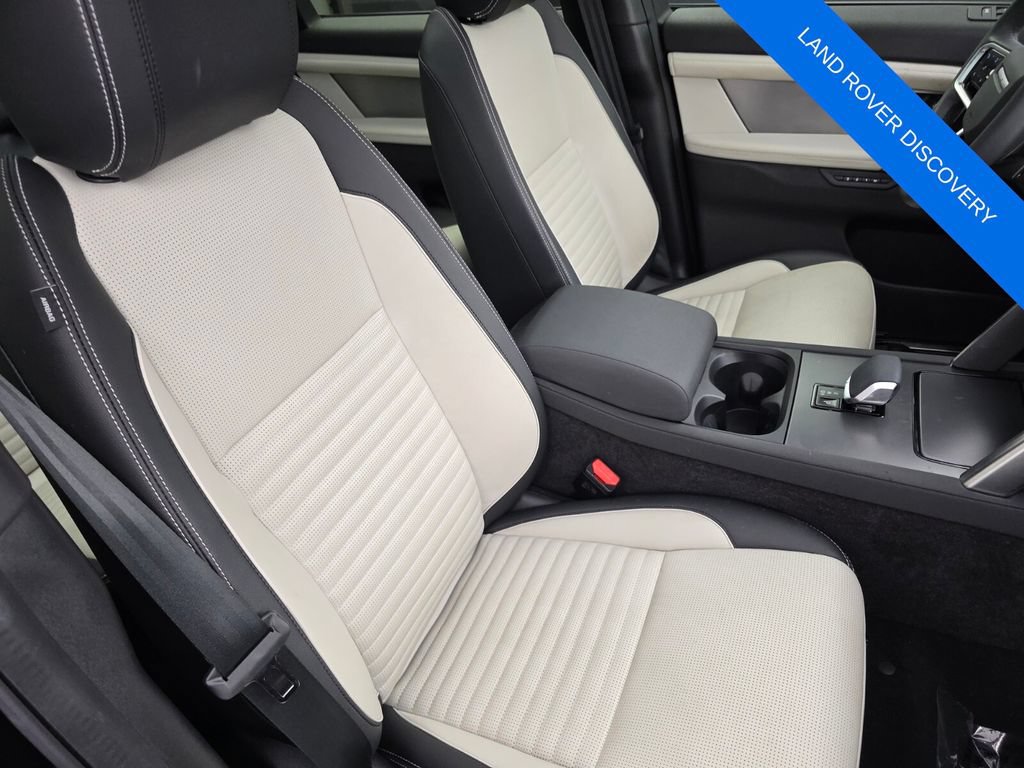 Used 2024 Land Rover Discovery Sport Dynamic SE AWD/4WD image 26