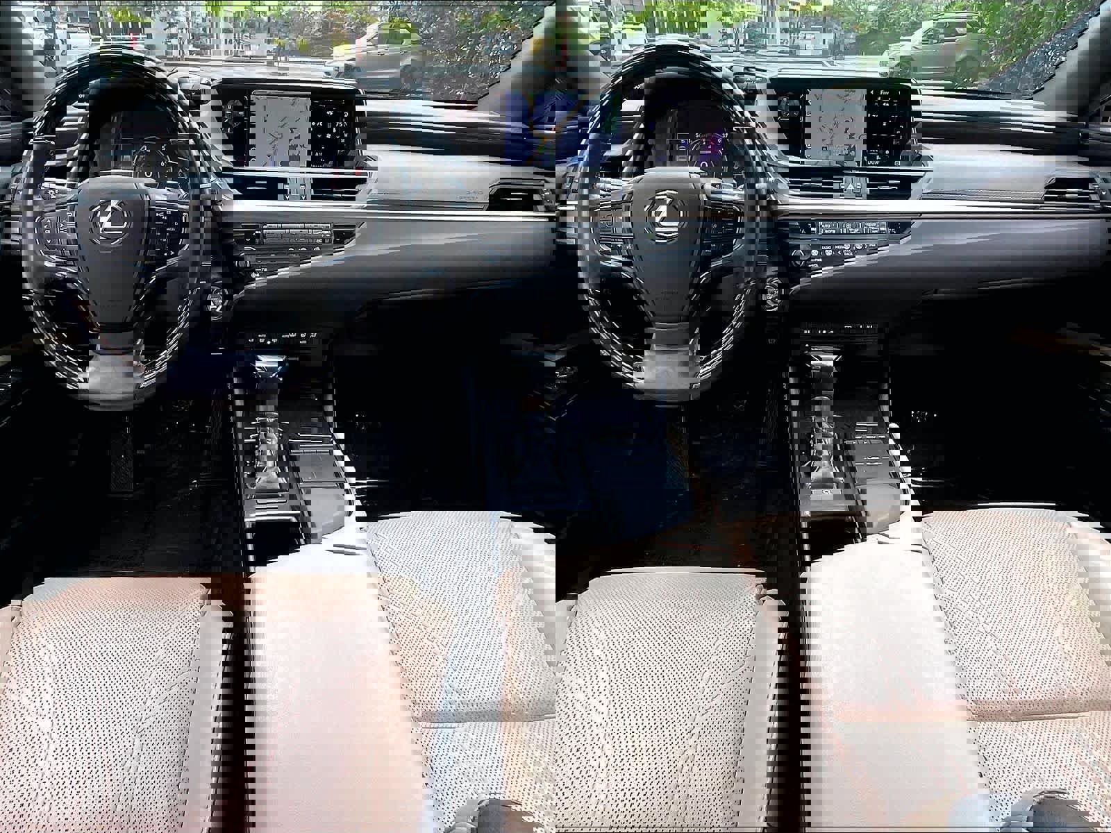 Used 2019 Lexus ES 350 w/ Accessory Package 2 image 17