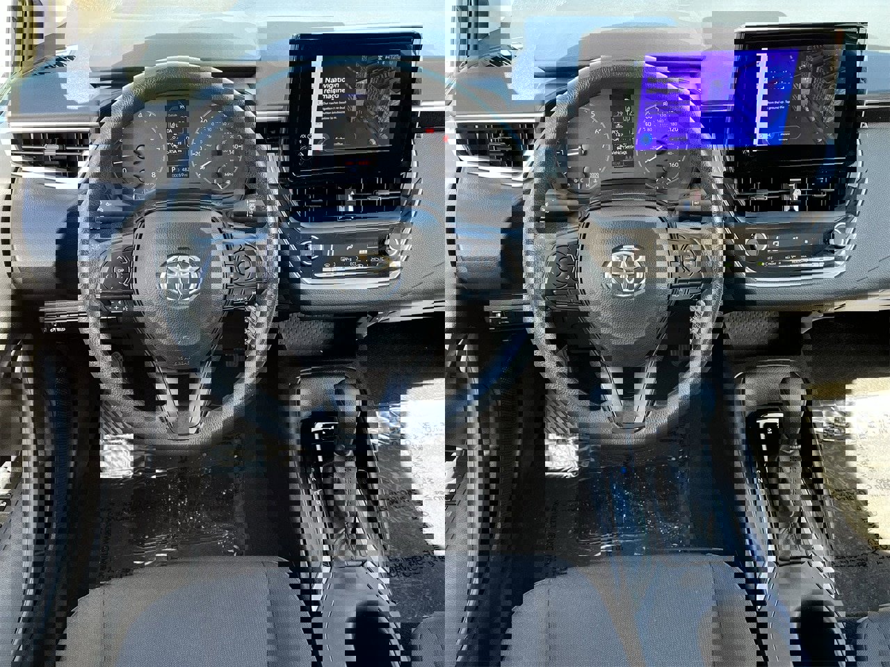 Used 2024 Toyota Corolla LE image 10