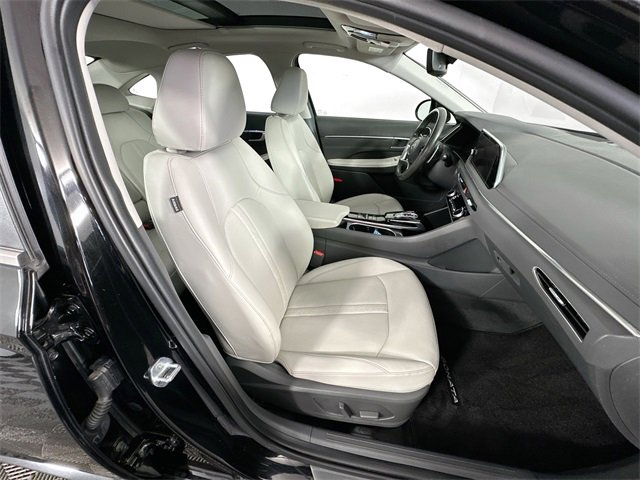 Used 2022 Hyundai Sonata Limited w/ Cargo Package image 31
