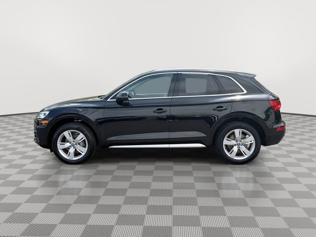 Used 2019 Audi Q5 2.0T Premium Plus w/ Premium Plus Package AWD/4WD image 6