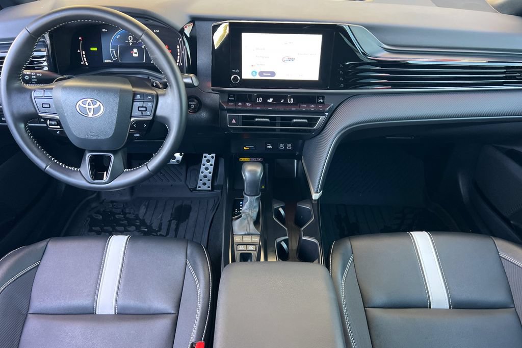 Certified 2025 Toyota Camry SE FWD image 15