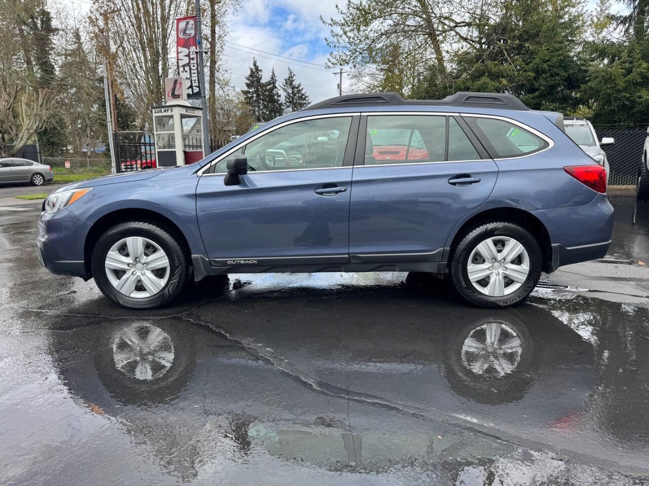 Used 2015 Subaru Outback 2.5i image 2