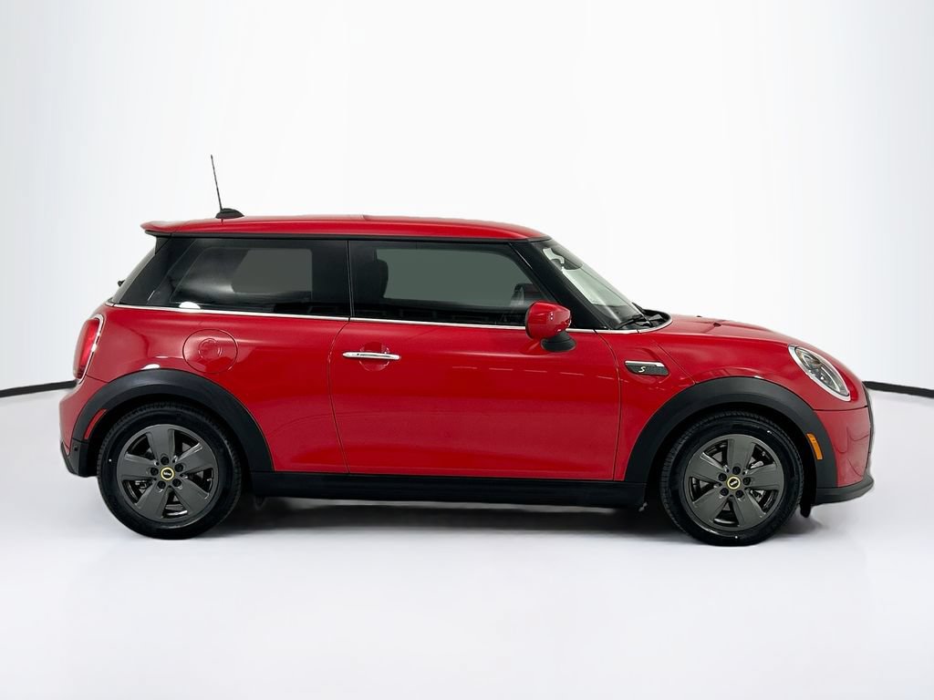 Used 2024 MINI Cooper SE FWD image 5