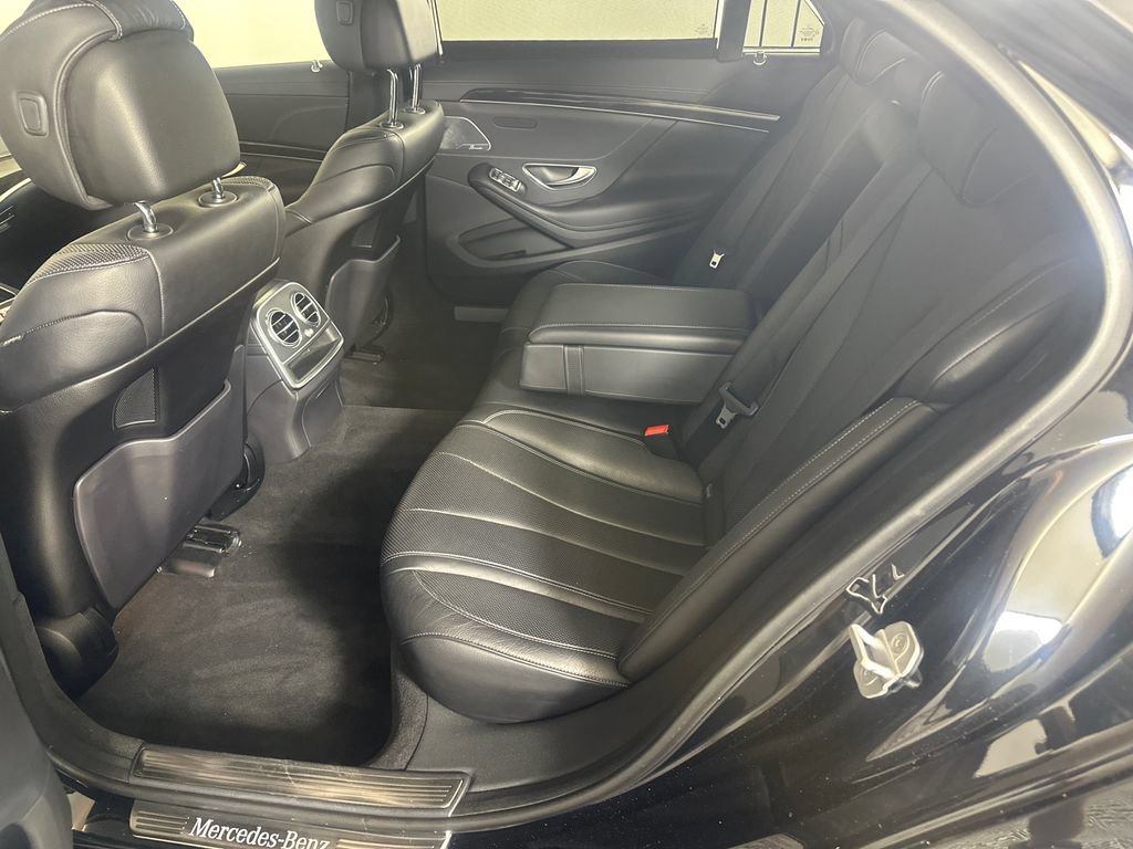 Used 2018 Mercedes-Benz S 450 Sedan image 23
