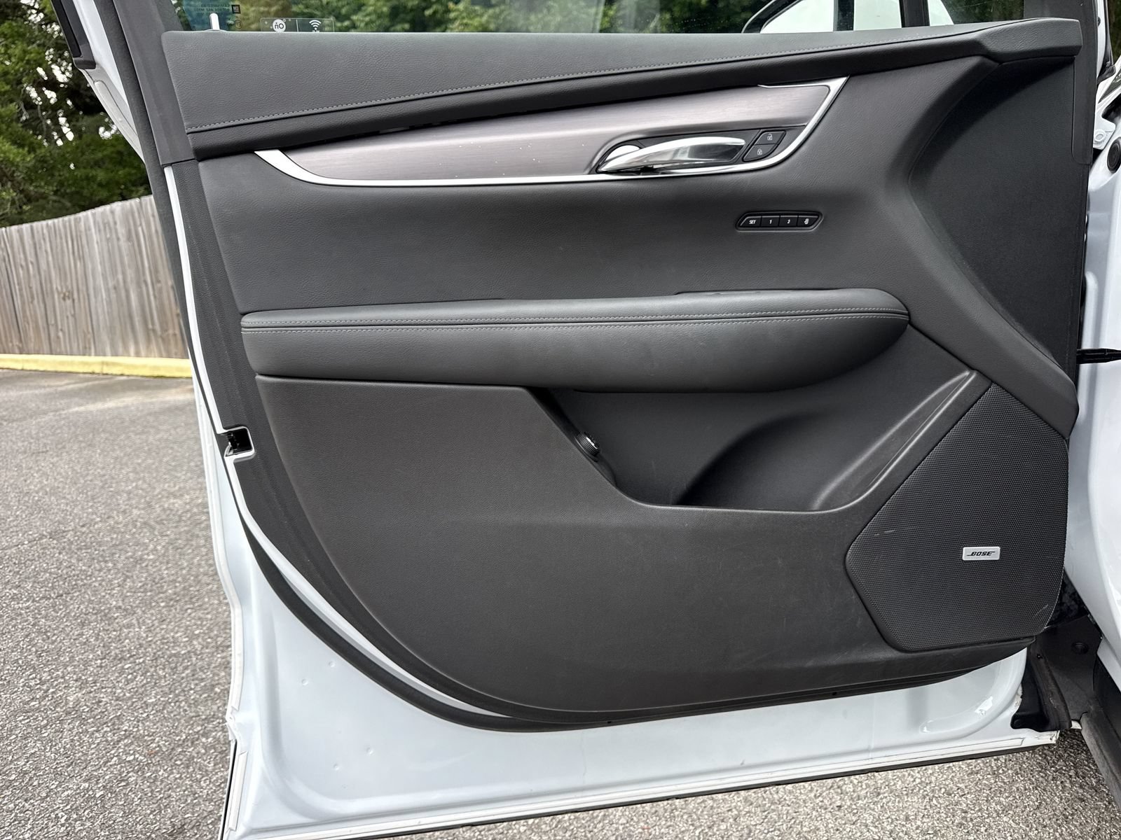 Used 2024 Cadillac XT6 Luxury FWD image 17