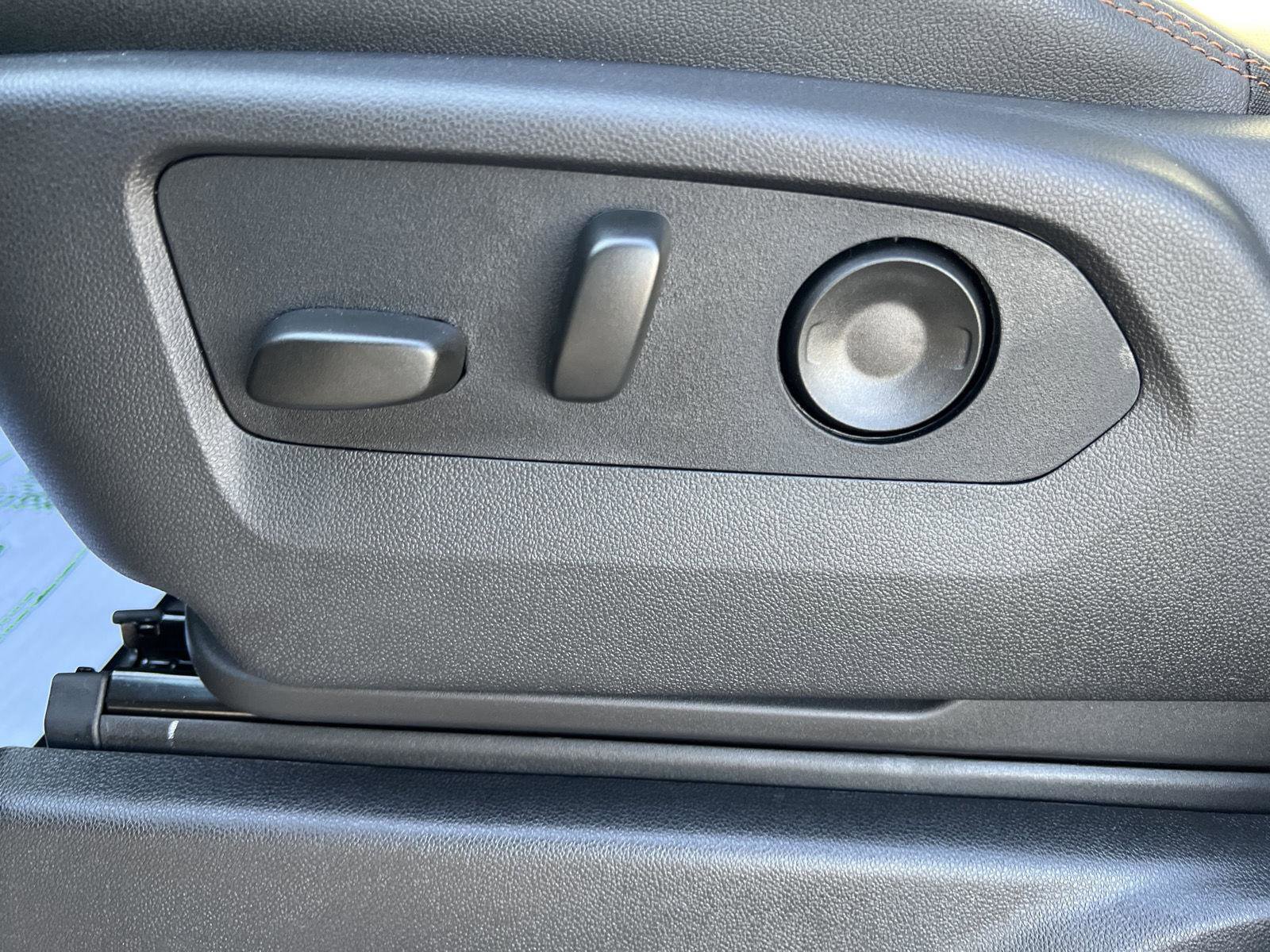 New 2026 GMC Sierra 1500 AT4 w/ AT4 Premium Package image 22