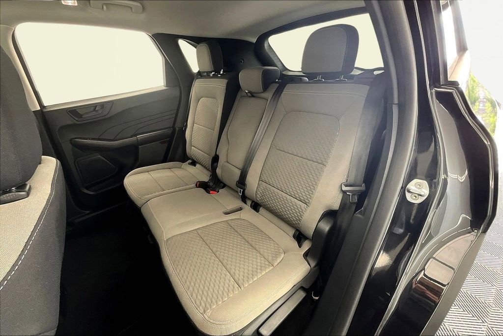 Used 2022 Ford Escape SE w/ Convenience Package image 26