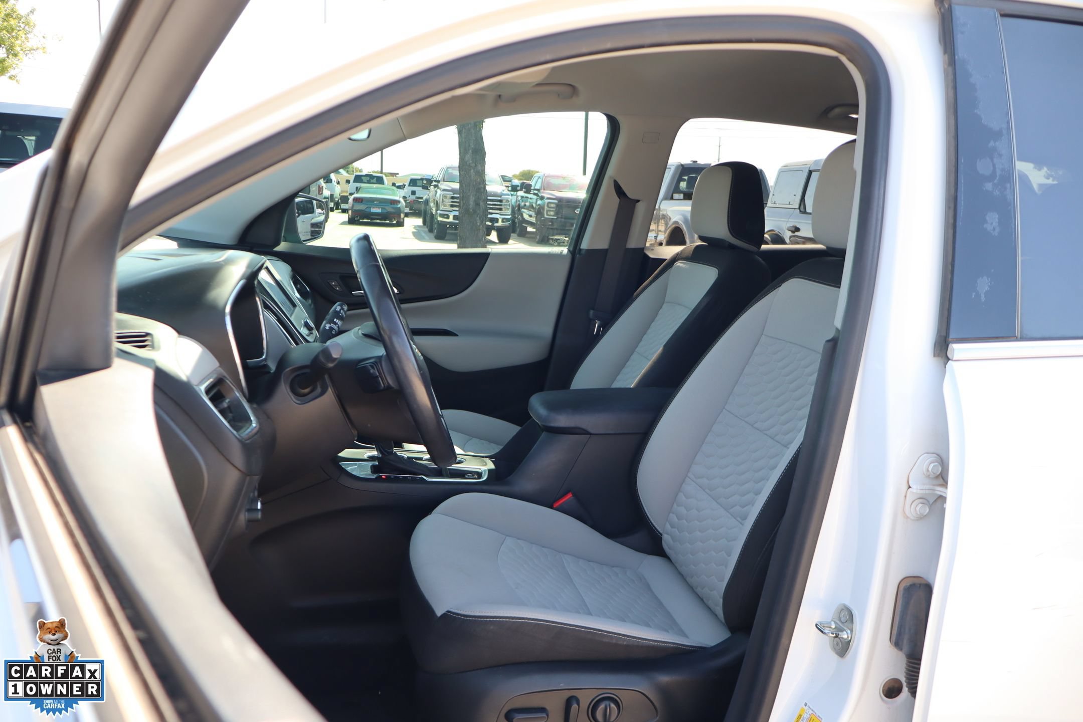 Used 2020 Chevrolet Equinox LT FWD image 11