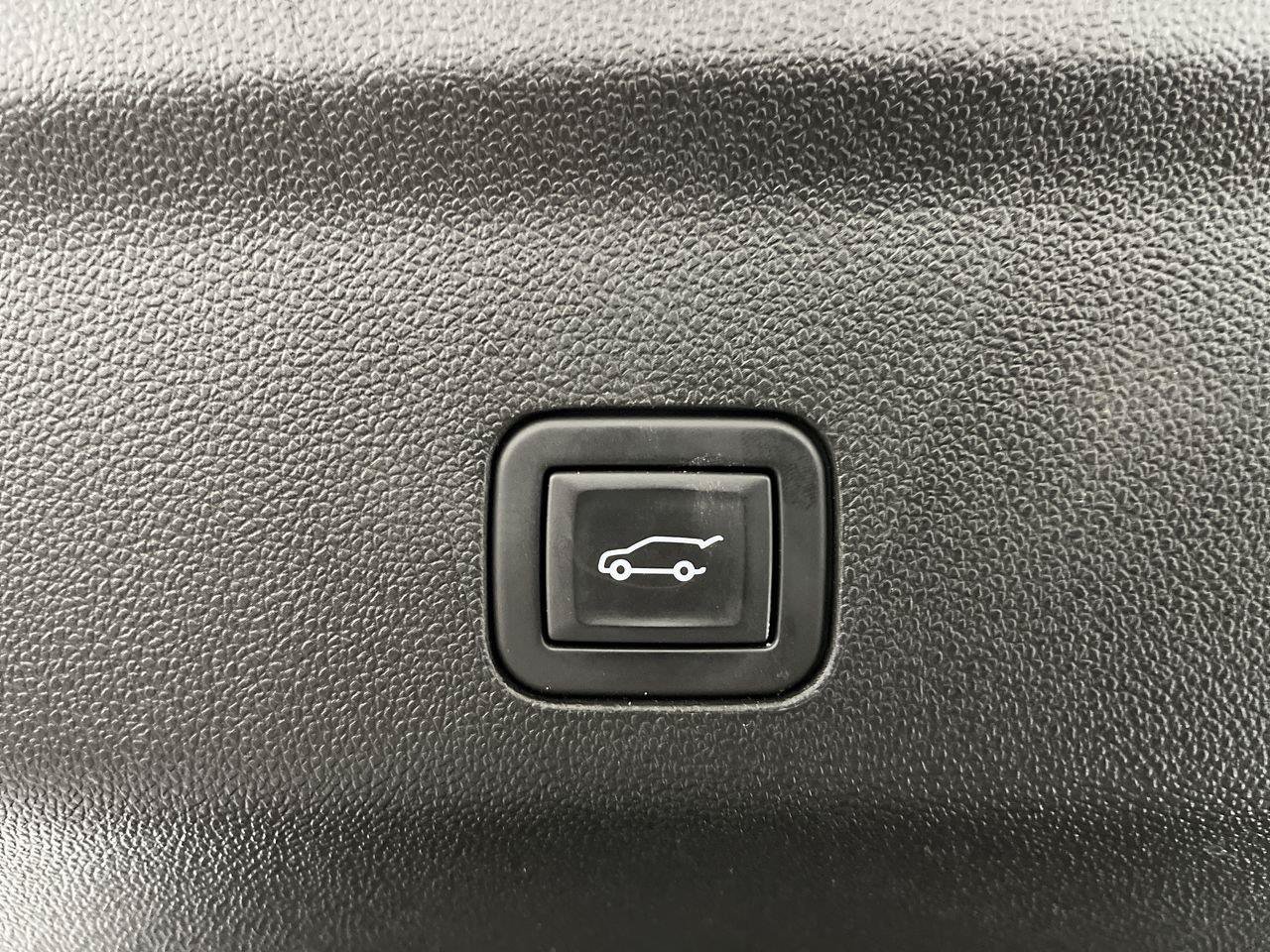 Certified 2024 GMC Yukon XL Denali w/ Advanced Technology Package AWD/4WD image 36