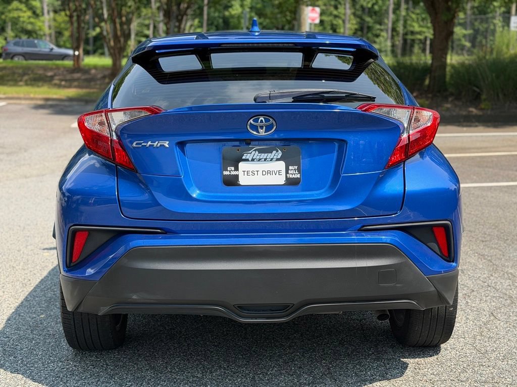 Used 2020 Toyota C-HR XLE FWD image 4