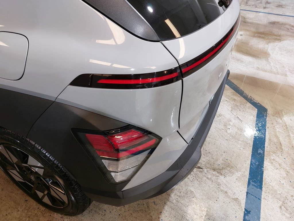 Certified 2025 Hyundai Kona SEL FWD image 36