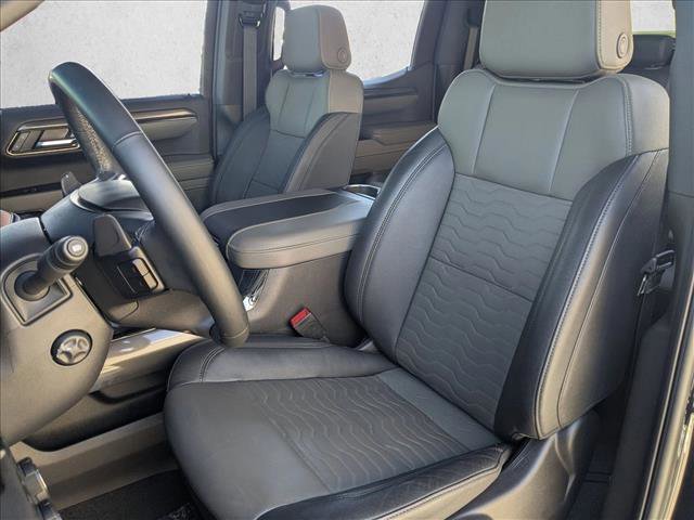 Used 2024 Chevrolet Silverado 1500 ZR2 w/ Technology Package AWD/4WD image 17