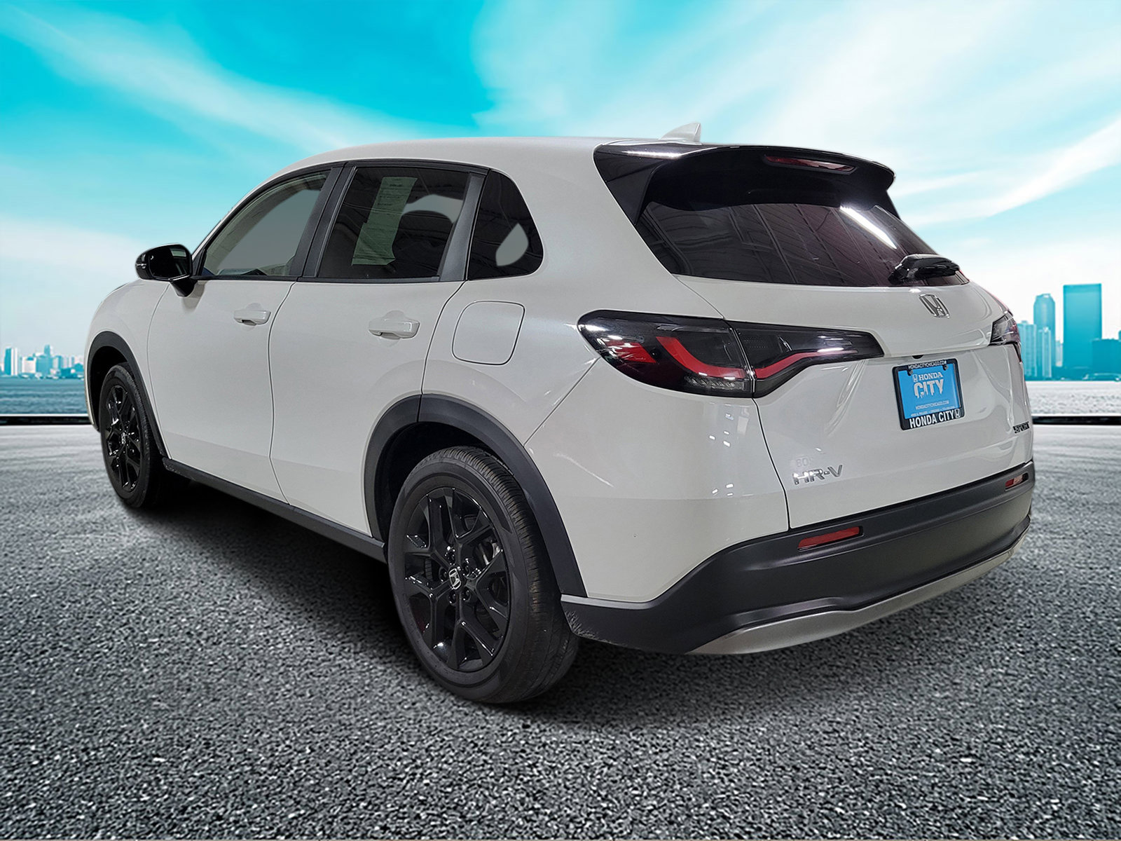 Used 2025 Honda HR-V Sport image 4