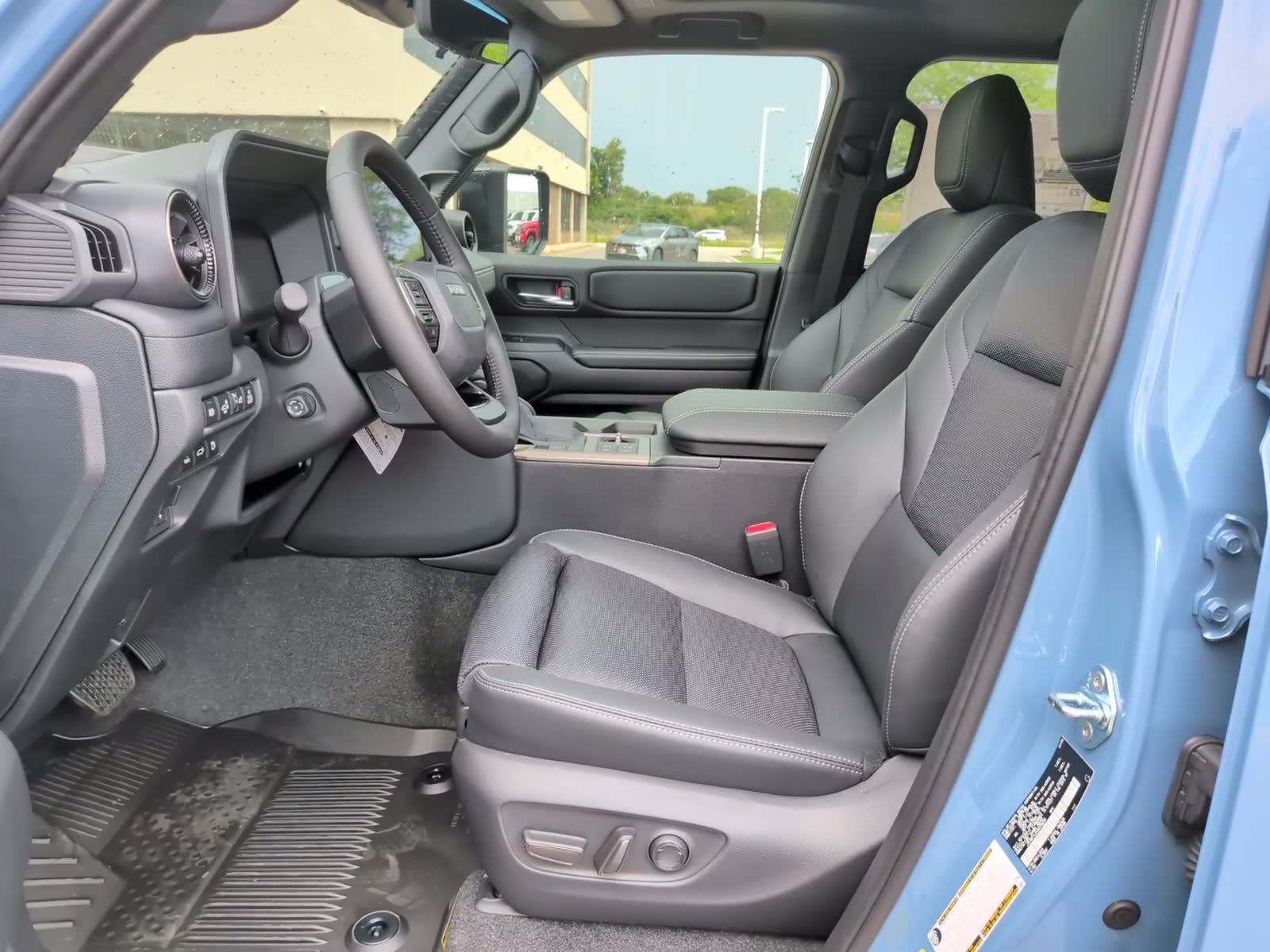 New 2027 Toyota Land Cruiser w/ Premium Package AWD/4WD image 13