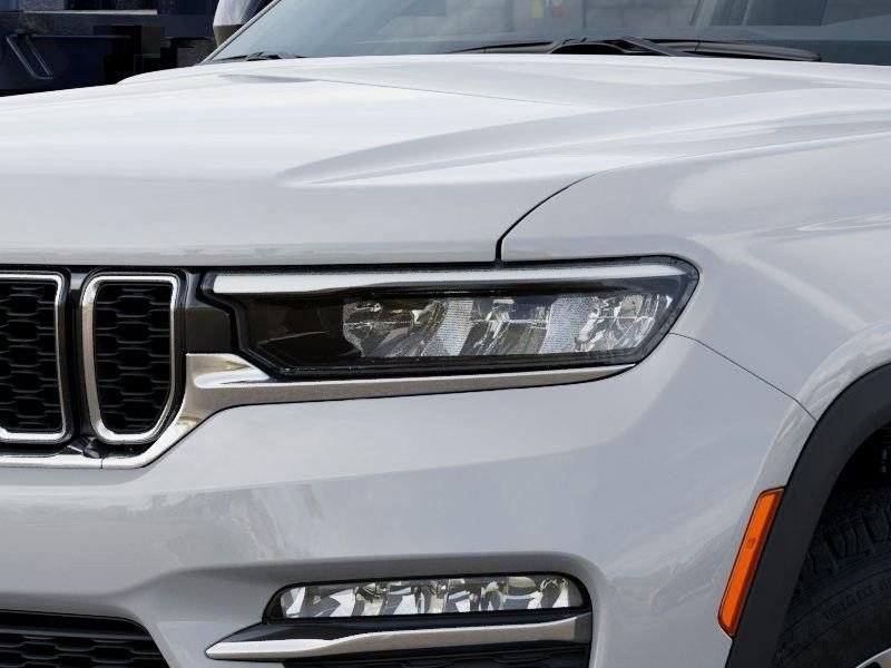 New 2025 Jeep Grand Cherokee Limited image 10